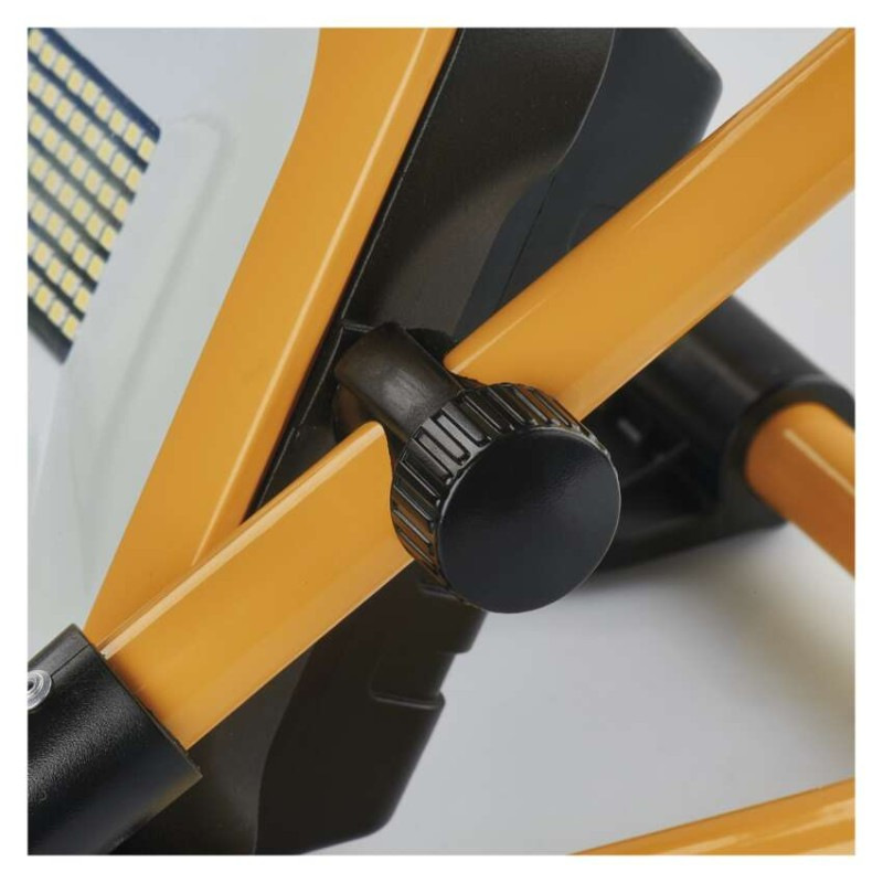 LED reflektor ACCO nabíjací prenosný, 10 W studená biela 12