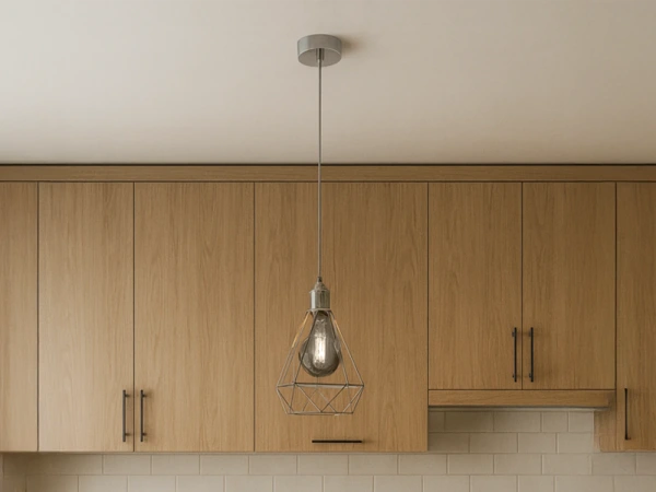 Závesné strieborné kovové svietidlo 1 x E27 - ME0810