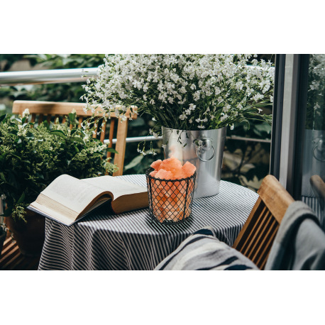 Stolná lampa kov čierny matný, soľný kryštál prírodnej farby, kábel PVC čierny, vypínač na kábli, cc 1