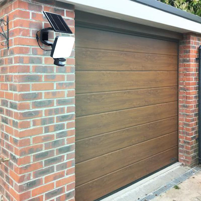 LED čierne vonkajšie solárne svietidlo so senzorom 12W / 3000K - 4100K - 6500K - LS022 7