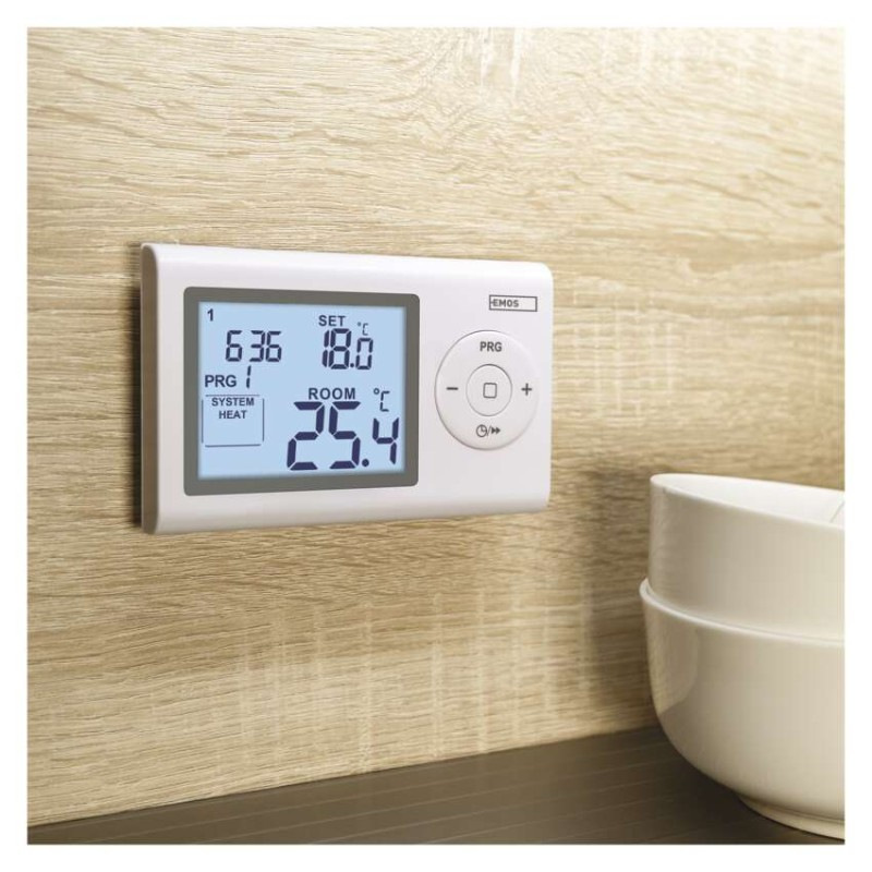 Izbový programovateľný drôtový termostat P5607 5
