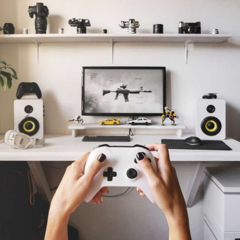 Držiak predlžovacieho prívodu pre 5-6 zásuviek 2