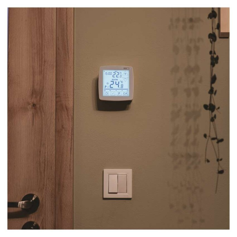Izbový programovateľný drôtový OpenTherm termostat P56A02 9