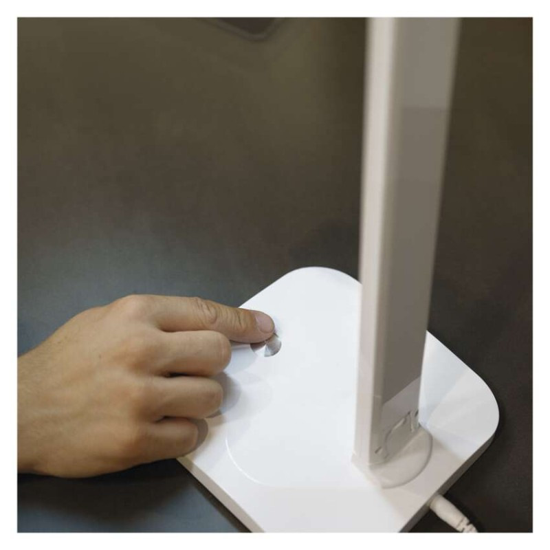 LED stolná lampa CHASE, biela 7