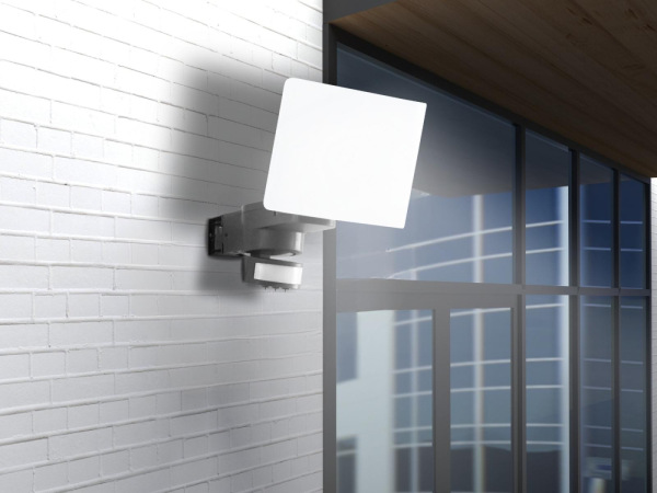 Vonkajší LED reflektor s PIR senzorom 24W / 4000K - LFX021 9