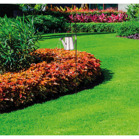 Solárne svietidlo, kov strieborný, kov čierny, plast priehľadný, kanvica s hrotom na zapichnutie do 3