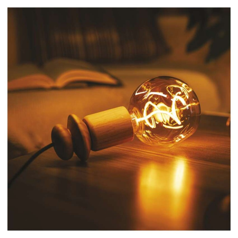 LED žiarovka DECO CG125A / E27 / 4,5 W (24 W) / 240 lm / flame 11