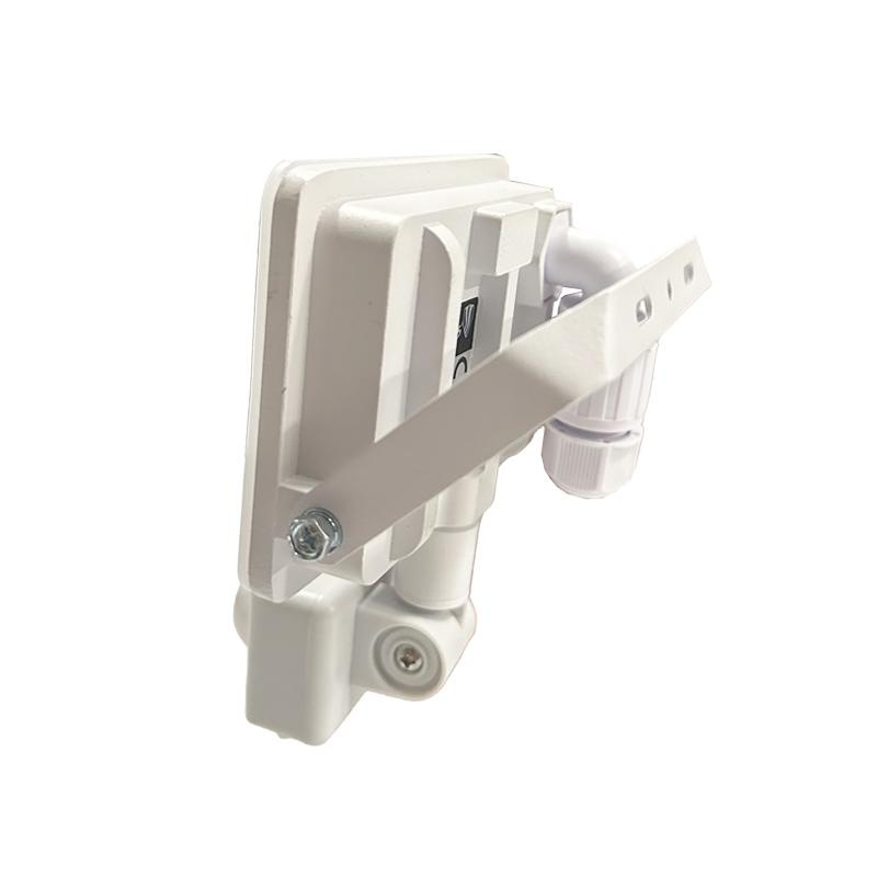 Vonkajší biely LED reflektor so senzorom 10W / 4000K - LF7121S 5