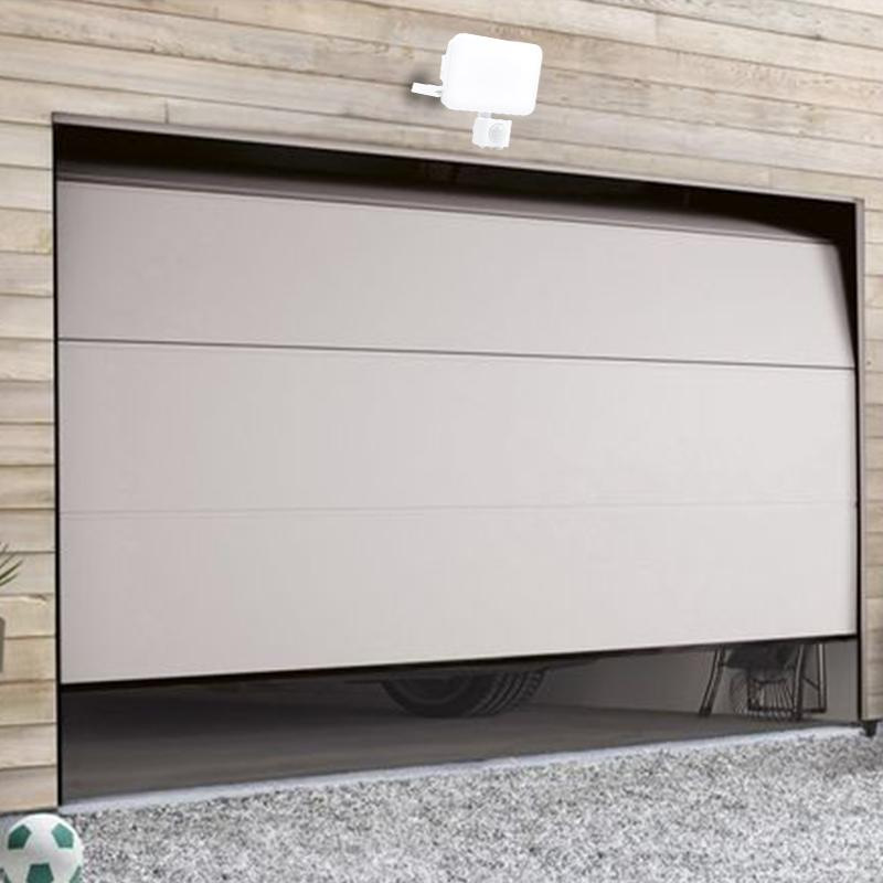 Vonkajší biely LED reflektor so senzorom 30W / 4000K - LF7123S 1