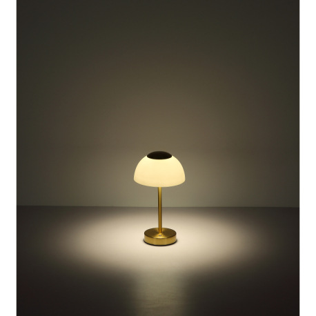 Nabíjateľná stolová lampa, kov mosadz matná, sklo biele, dotykové zapnutie/vypnutie, plynulá regulác 7