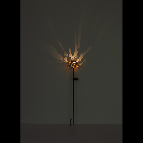 Solárne svietidlo, kov imitácia hrdze, vypínač, batéria AAA 300mAh 1,2V, IP44, glóbus s javorovými l 4