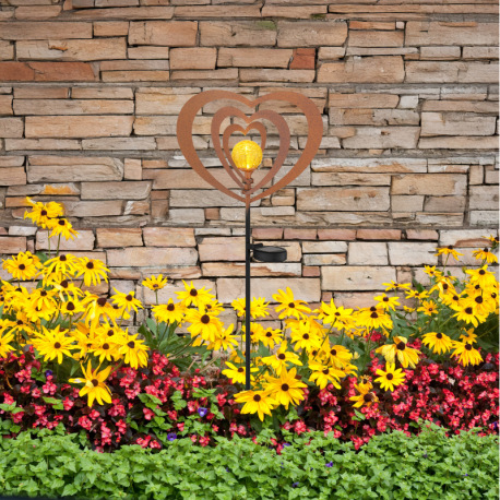 Solárne svietidlo, kov, imitácia hrdze, kov čierny, plast čierny matný, jantárová guľa s efektom pop 1