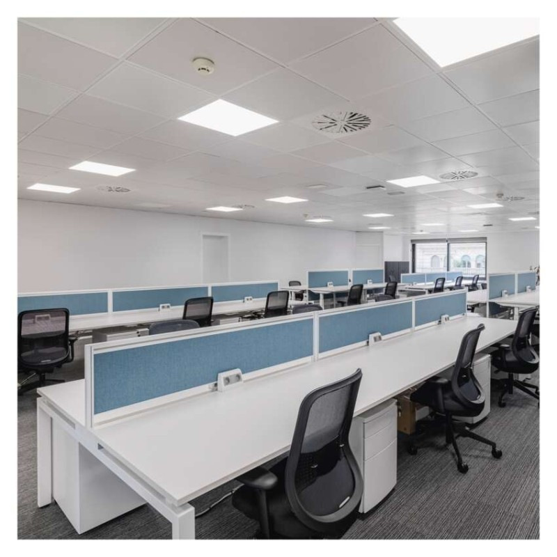 LED panel PROXO 60×60, štvorcový vstavaný biely, 33W neutrálna b. UGR 4