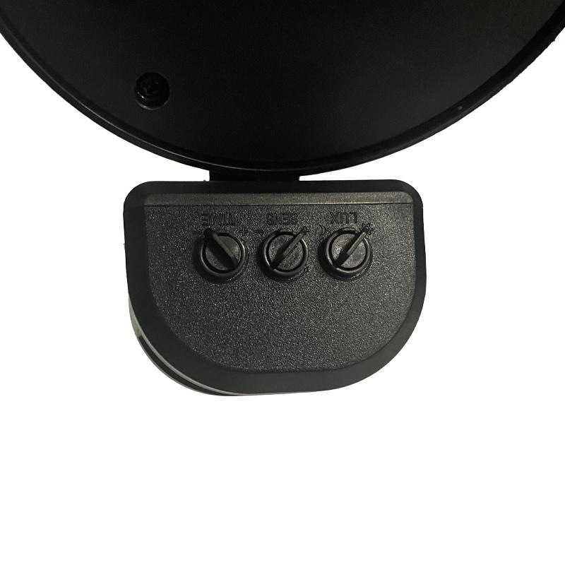 Vonkajší čierny LED reflektor s PIR senzorom 24W / 3000K / 4000K / 6000K - LFX025 18