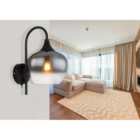 Nástenné svietidlo kov čierny matný, sklo dymovej farby, vypínač na výrobku, smer svetla: nadol, ŠxV 5