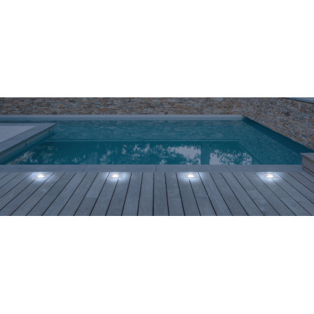 Vonkajšie svietidlo, nerezová oceľ, sklo priehľadné, zaťažiteľnosť až 2000 kg, IP65, DxŠxV: 110x110x 5