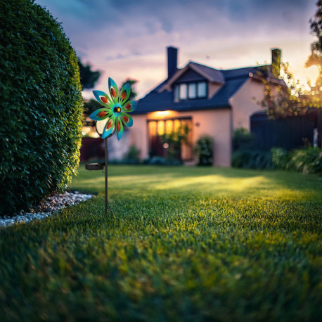 Solárne svietidlo, kov multicolor, medená farba, kov čierny matný, číra sklenená guľa, žlté sklenené 1