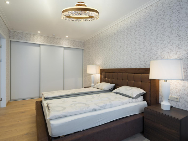 LED luxusné stropné krištáľové svietidlo s diaľkovým ovládačom 85W - TA1306/G 10