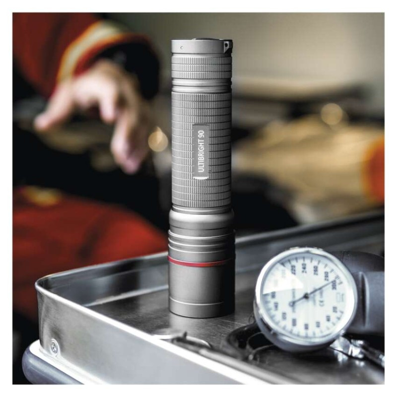 CREE LED nabíjacie kovové svietidlo Ultibright 90, 1200lm 6