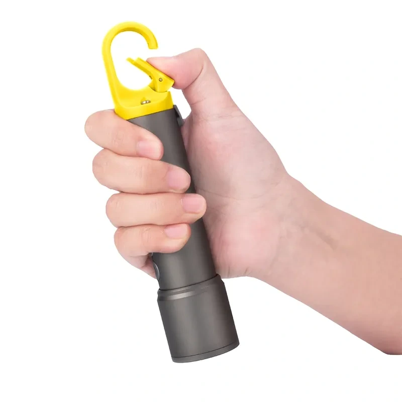 LED nabíjacia baterka - FL06R 6