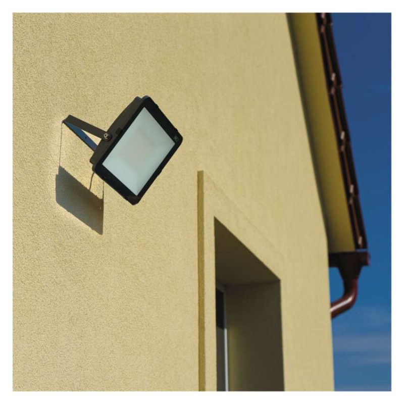 LED reflektor INOVO, 100W neutrálna biela 6