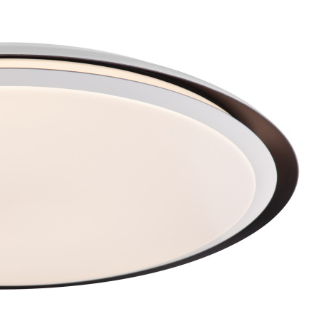 Stropné svietidlo,kov biely a čierny,akryl biely,stmievateľné,menič a fixácia farieb, pamäť, časovač 16