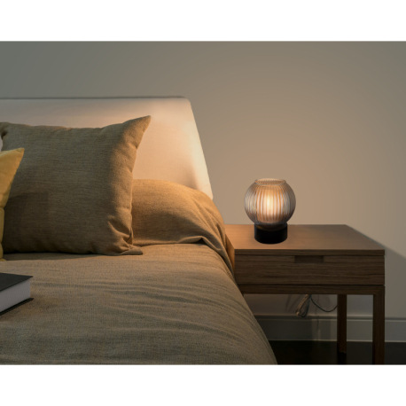 Stolové svietidlo, kov čierny matný, sklenená guľa modrá, vnútorné sklo biele, kábel PVC čierny, kol 1