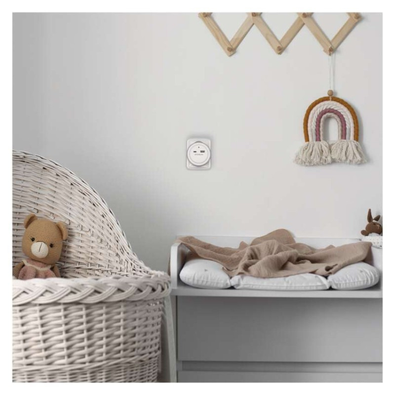 LED nočné svetlo P3323 s fotosenzorom do zásuvky 8