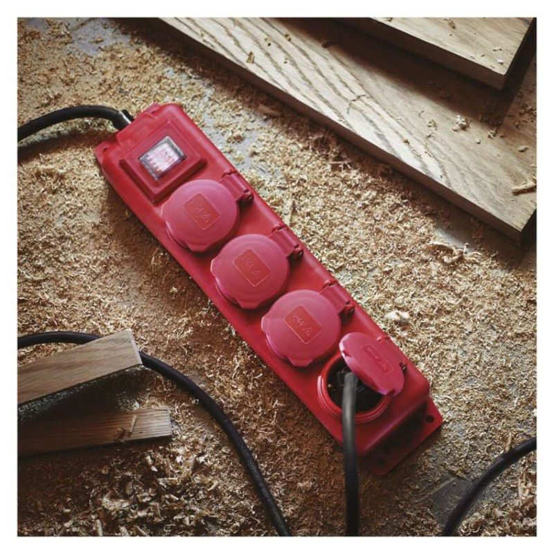 Predlžovací kábel 3 m / 4 zásuvky / s vypínačom / čierno-červený / guma-neoprén / 1,5 mm2 8