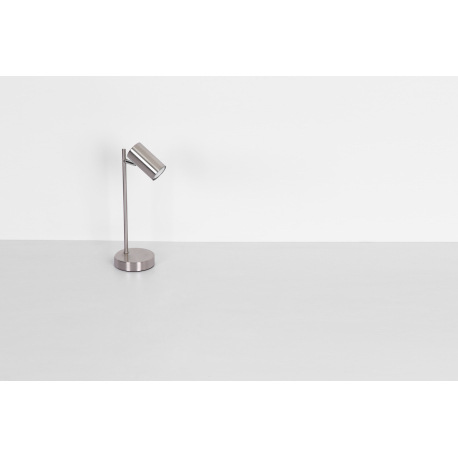 Stolová lampa, kov biely matný, kábel 1,5m, vypínač, DxŠxV:130x120x350, bez žiarovky 1xGU10, max. 5W 7