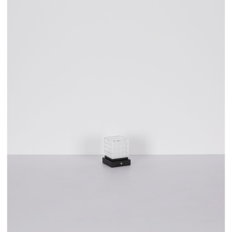 Nabíjateľná stolová lampa, kov nikel,akryl číry, satinovaný povrch, biely PVC kábel, dotykové zapnut 13