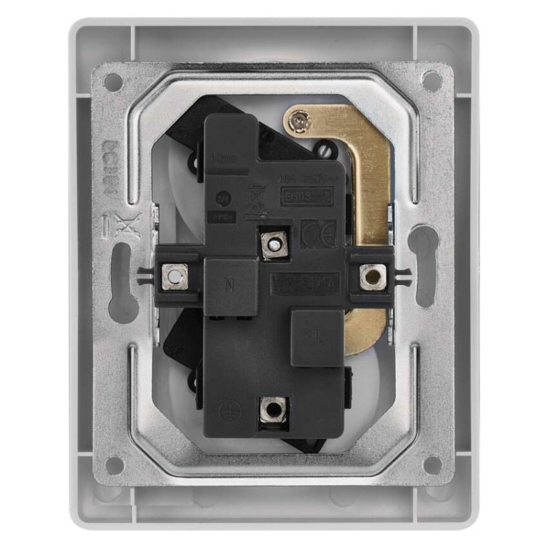 Zásuvka dvojnásobná, biela 2