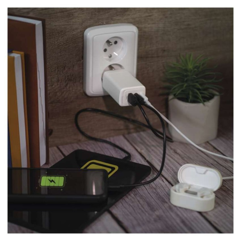 Univerzálny USB adaptér GaN do siete PD 65 W max. 12