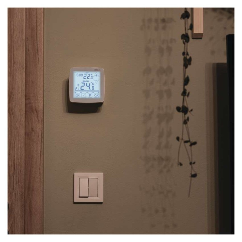 Izbový programovateľný drôtový OpenTherm termostat P56A01 10