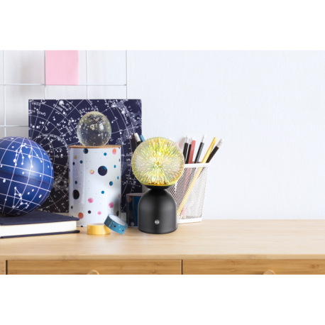 Nabíjateľná stolová lampa, kov čierny matný, sklo priehľadné 3D efekt, kábel PVC biely, dotykové zap 9