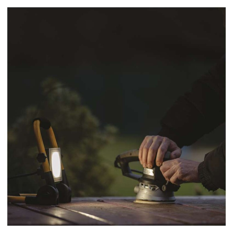 LED reflektor ILIO 21W, žlto-čierny, IP44, 1900 lm, neutrálna biela 7