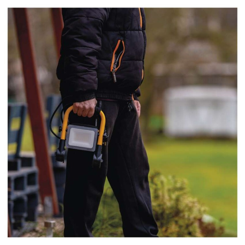 LED reflektor ILIO 21W, žlto-čierny, IP44, 1900 lm, neutrálna biela 6