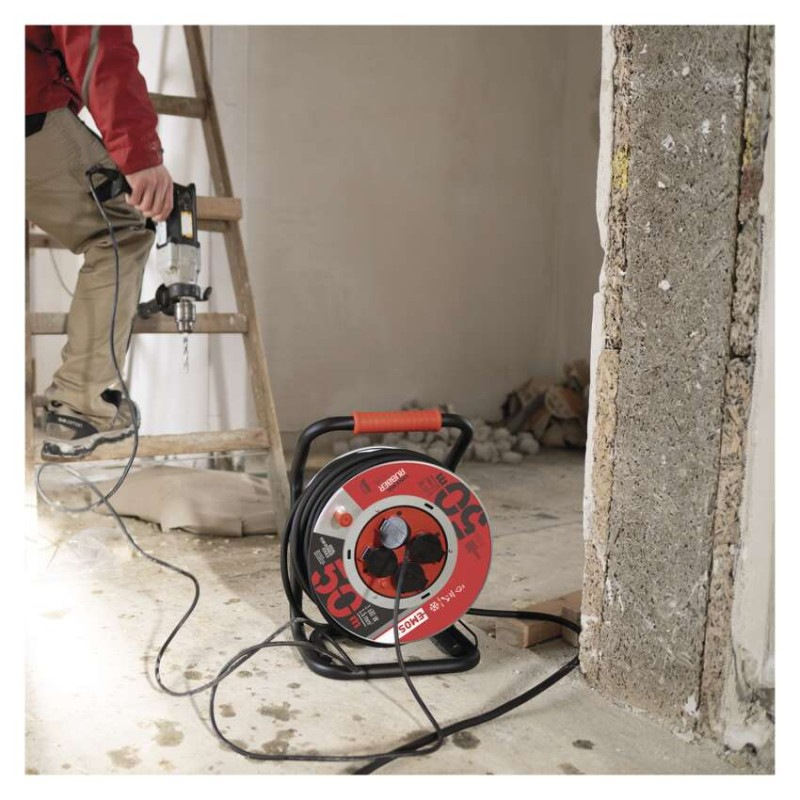 Vonkajší predlžovací kábel na bubne 50 m / 4 zásuvky / čierny / guma / 230 V / 1,5 mm2 2