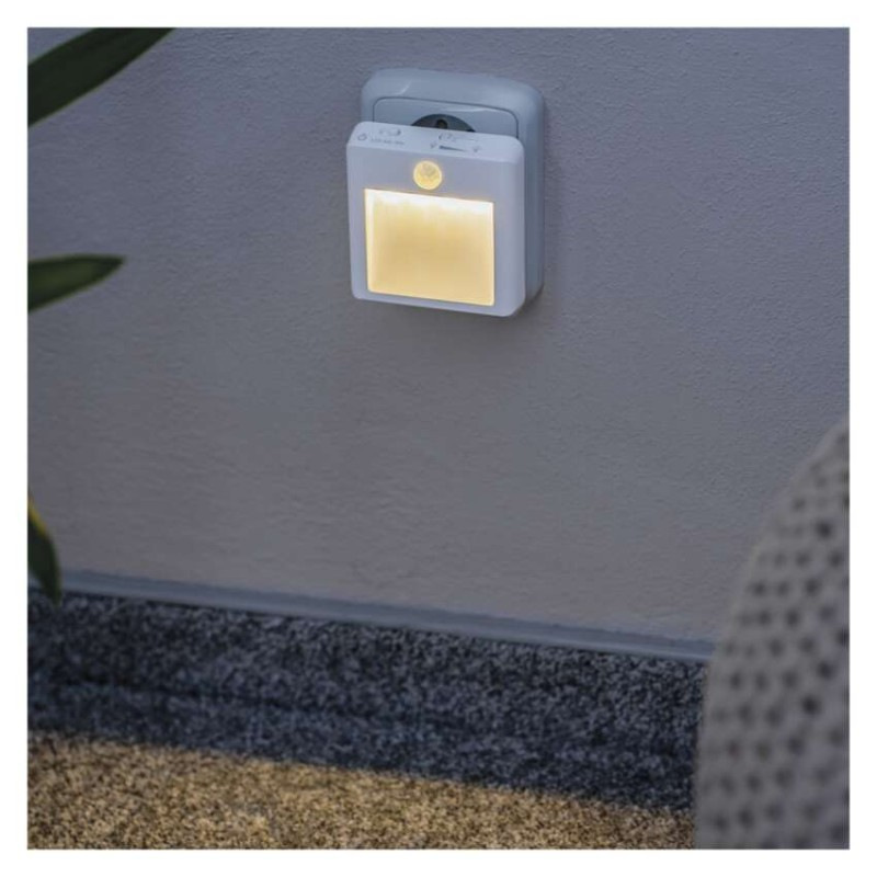 LED nočné svetlo P3319 s pohybovým čidlom do zásuvky 7