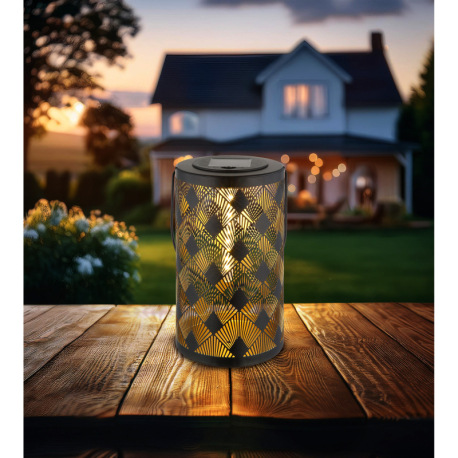 Solárne svietidlo, kov čierny matný, plast čierny, kov zlatej farby, vypínač, efekt ohňa, batéria AA 2