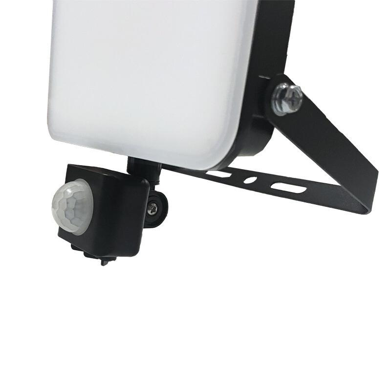 Vonkajší čierny LED reflektor so senzorom 30W / 4000K - LF7023S 1