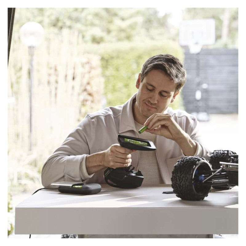 GP nabíjačka batérií Charge 10 S491 + 4× AA 3