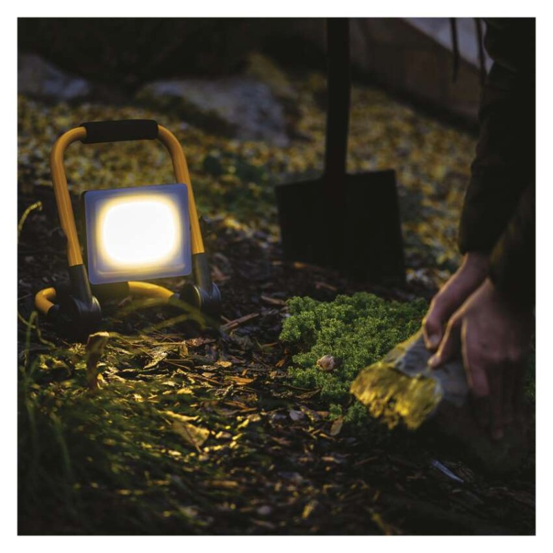 LED reflektor prenosný ILIO, 31W neutrálna biela 7