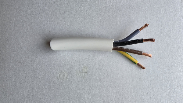 CYSY 4G2,5 biely (H05VV-F)