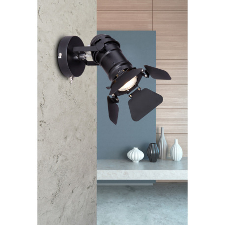 Nástenné svietidlo kov čierny matný, vypínač, filmový reflektor, pohyblivé klapky, ŠxV: 160x215mm, H 1