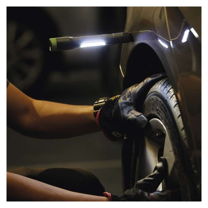 CREE + COB LED ručné svietidlo GP C33, 180 lm, 2× AA, fokus 1