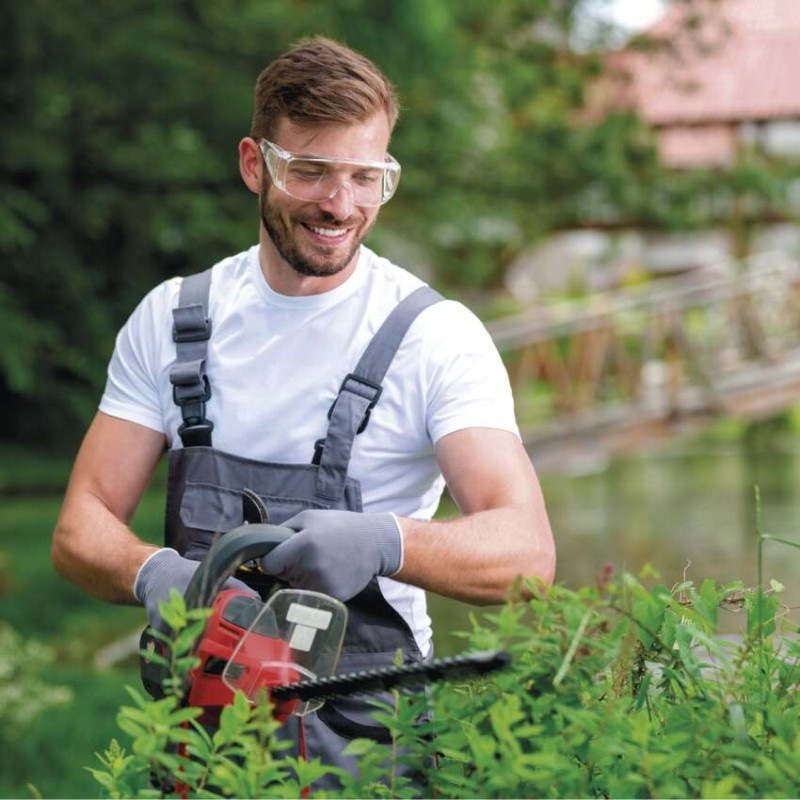 Predlžovací kábel 30 m / 1 zásuvka / oranžový / PVC / 230 V / 1,5 mm2 3