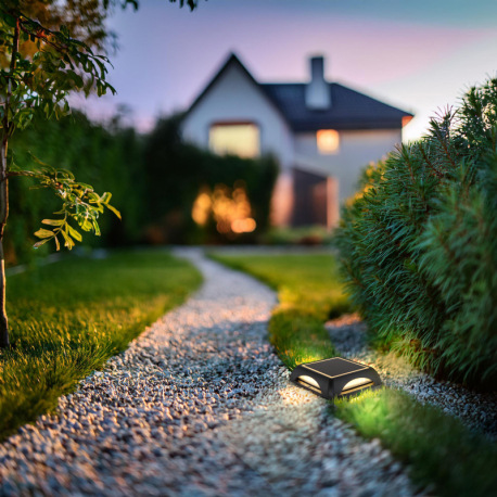 Solárne svietidlo, hliník čierny matný, plast čierny/biely, spínač, batéria CR18650 1500mAh 3,7V, IP 12