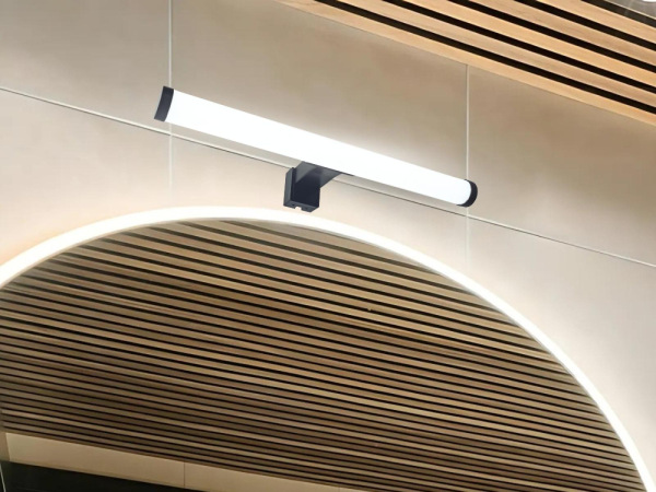 LED kúpeľňové svietidlo 8W / IP44 / 300 / 4000K - LNL7720/BK 10