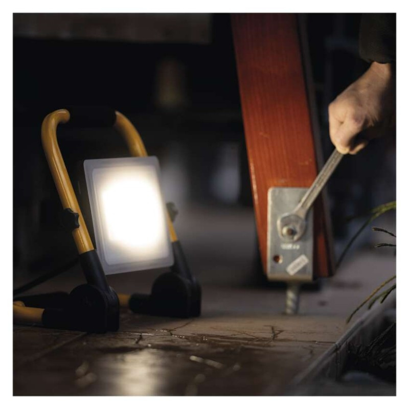 LED reflektor prenosný ILIO, 51W neutrálna biela 8